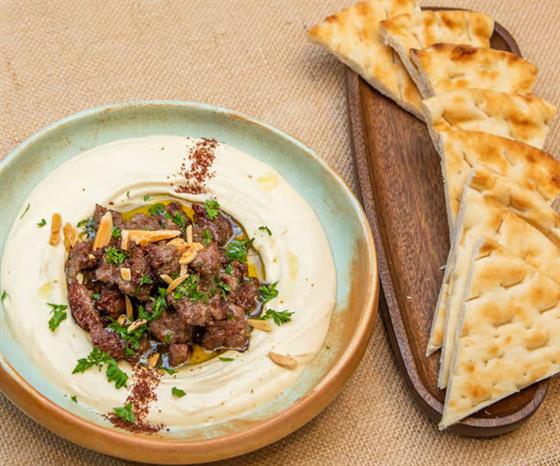 Hummus With Meat
