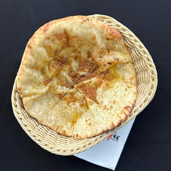 Garlic Cheese Naan