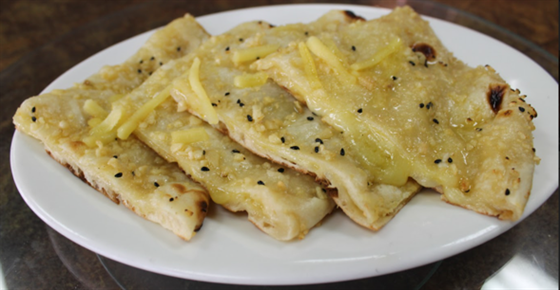 Cheese and Garlic Naan