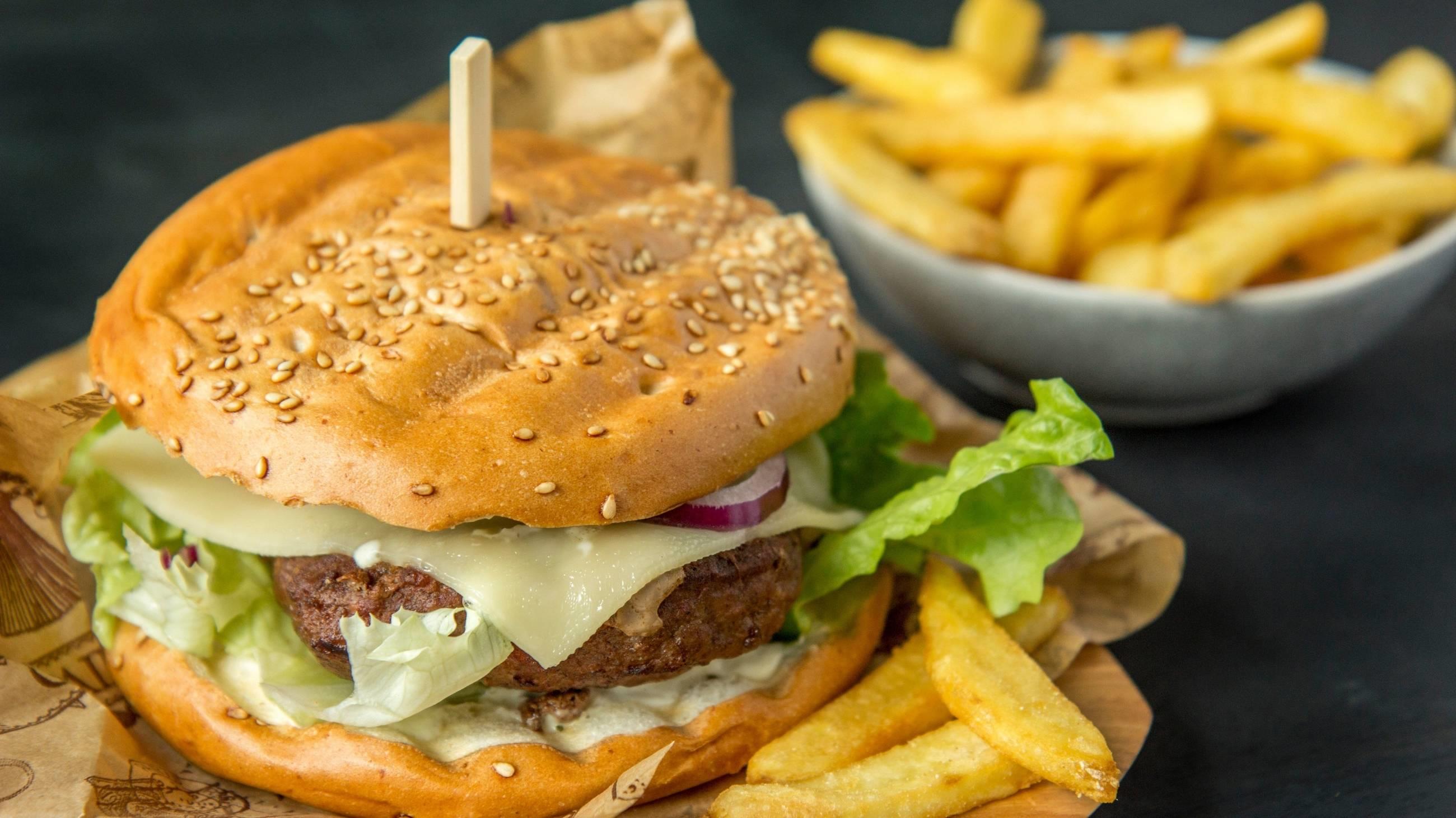 Black Salt Bar & Eatery